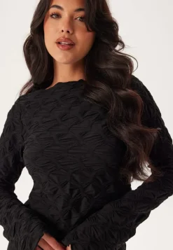 BUBBLEROOM Structure Long Sleeve Top