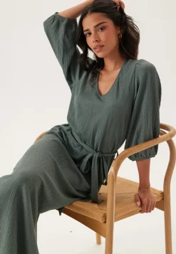 Happy Holly Structured Puff Sleeve Midi Dress