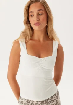 BUBBLEROOM Sweetheart Neckline Tank Top