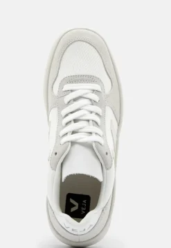 VEJA V-10 Sneaker
