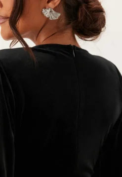 Bubbleroom Occasion Velvet Wrap Dress