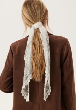 VILA Vialiva Lace Scarf