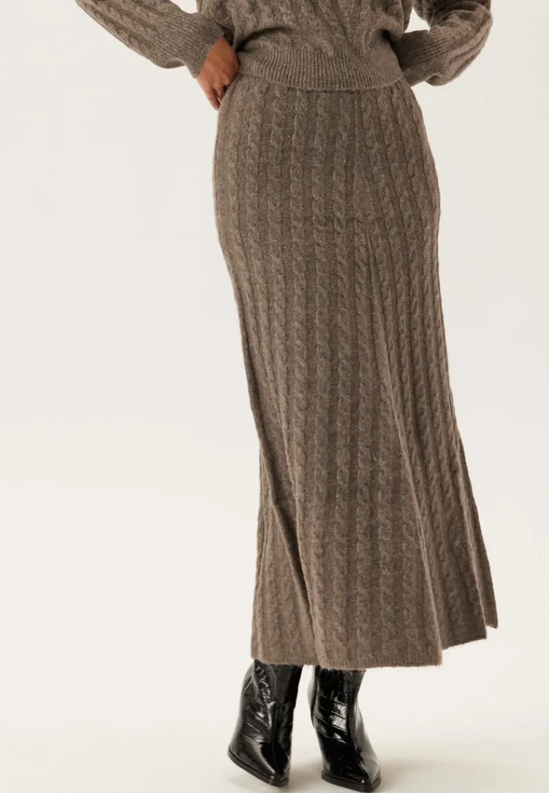 VILA Virelli Ankle Cable Knit Skirt