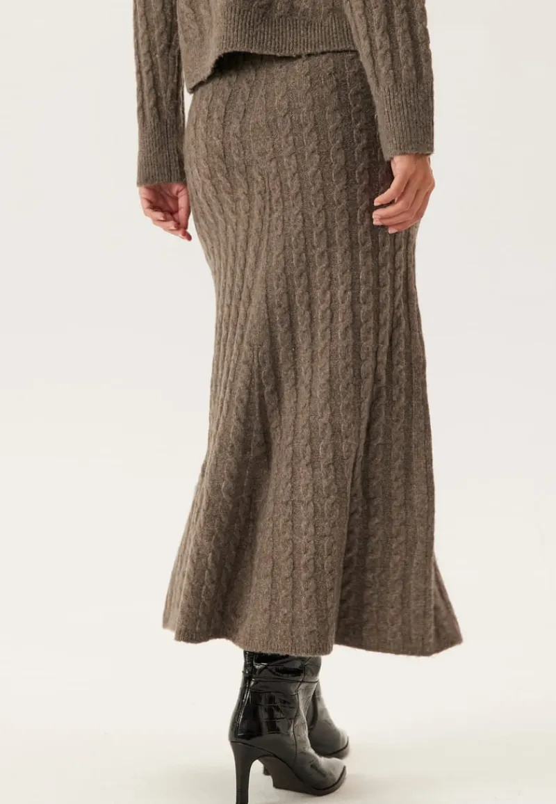 VILA Virelli Ankle Cable Knit Skirt