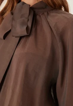 BUBBLEROOM Wide Sleeve Bow Blouse