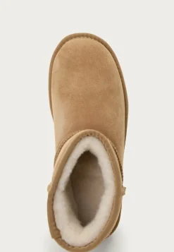 Colors of California Winter Boot In Suede