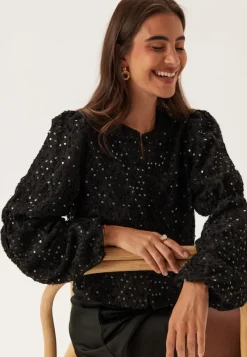 YAS serala Ls Short Top