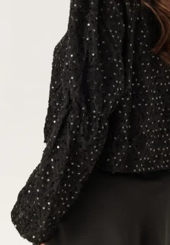 YAS serala Ls Short Top